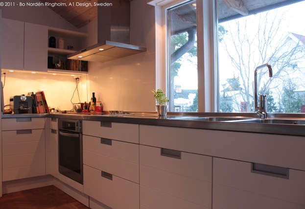 Kök-vitt kök-modernt kök-kitchen-white kitchen-swedish kitchen-modern kitchen-Miele-Thermex-Beslag Design